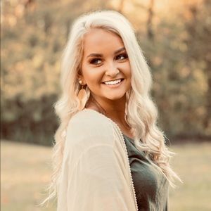 Meet your Posher, Madison